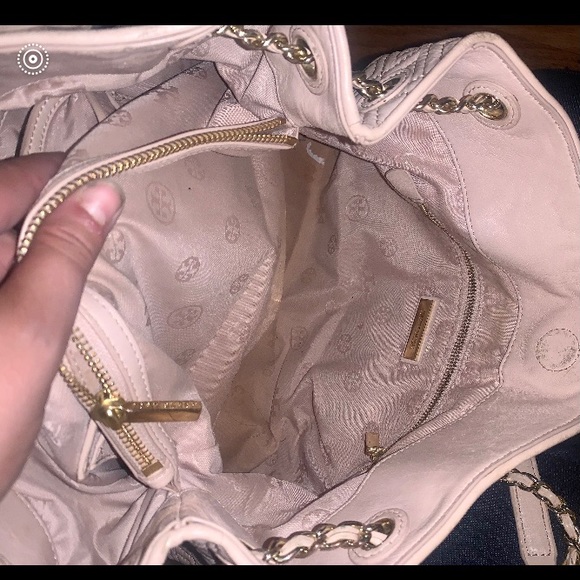 Tory Burch Marion Diamond Quilted Leather Tote - Picture 13 of 14